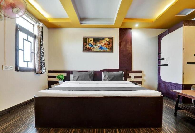 Oyo Hotel Phool Plaza