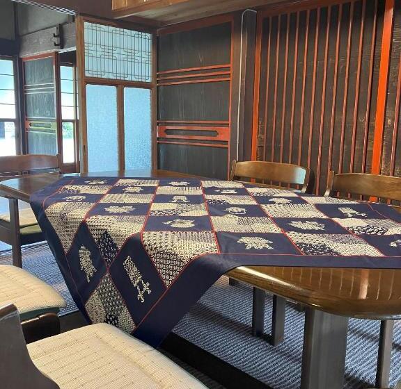 Пансион 古民家の宿勝右衛門吉野