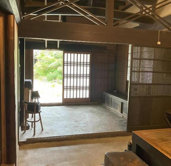 Пансион 古民家の宿勝右衛門吉野