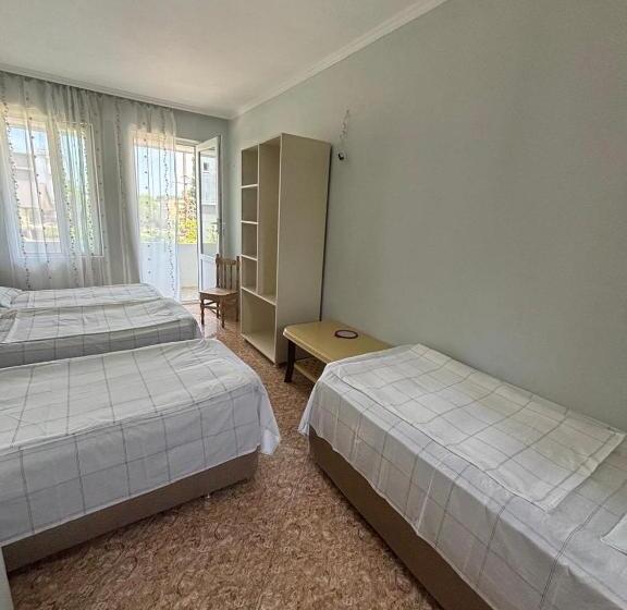 پانسیون Joni Mari