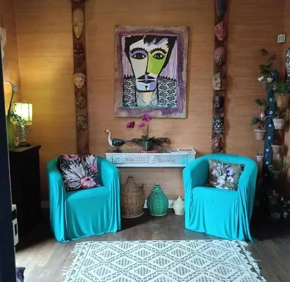 Majatalo Les Chambres Des Artistes