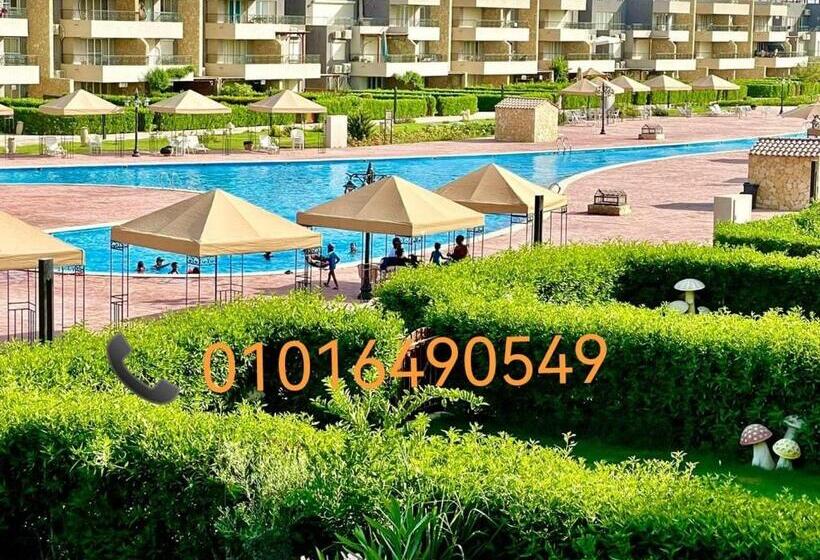 شاليه بقرية بلومار السخنة