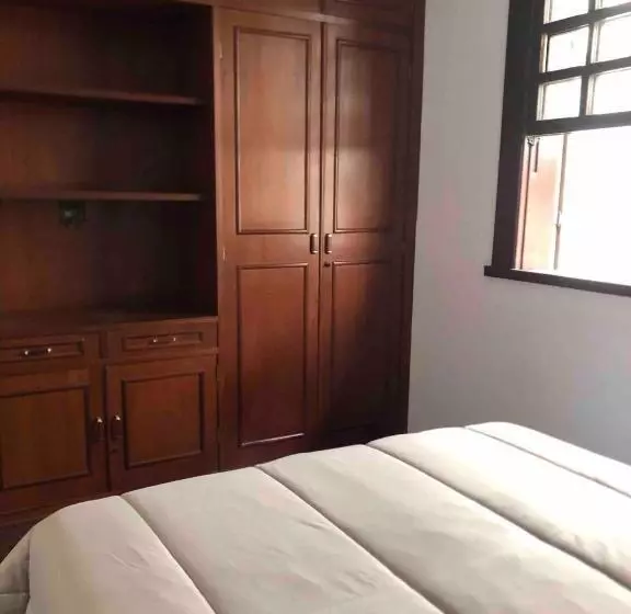 ユースホステル Casa Amarela