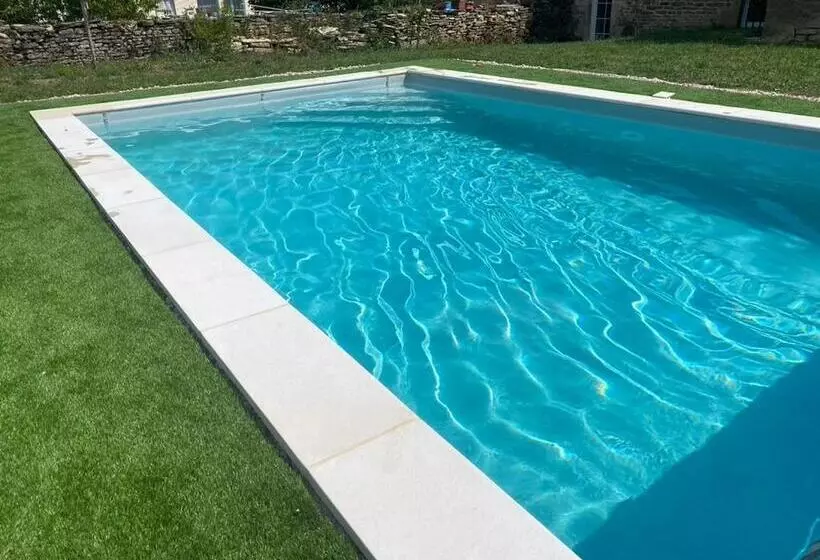 Aamiaismajoitus (B&B) Chez Odette Cypres De Provence