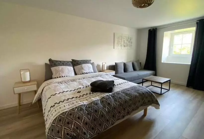 Aamiaismajoitus (B&B) Chez Odette Cypres De Provence