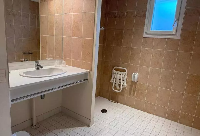 ベッドアンドブレックファースト L Overlord