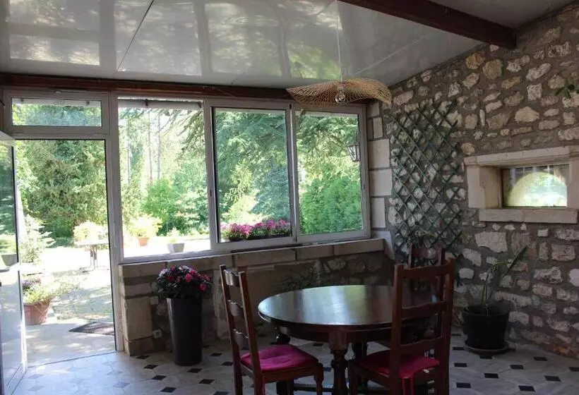 Aamiaismajoitus (B&B) Le Refuge Des Libellules