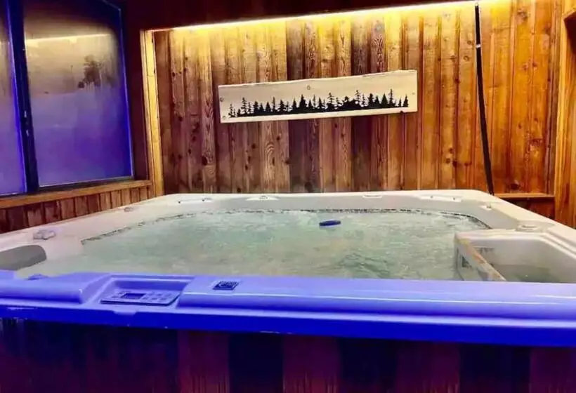 ベッドアンドブレックファースト Oceanside Manor   Fancy Room   Golf Course & Beach View