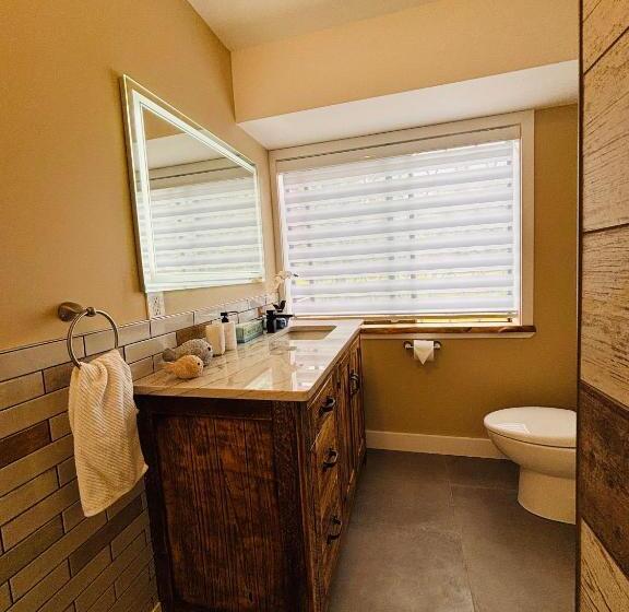 تختخواب و صبحانه Oceanside Manor Fancy Room Golf Course & Beach View