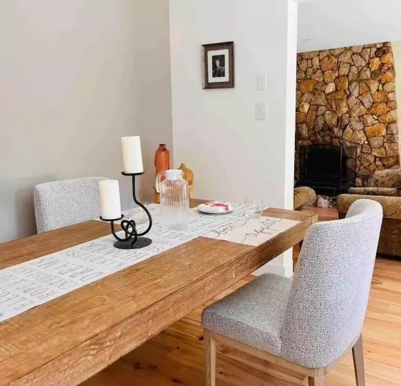 ベッドアンドブレックファースト Oceanside Manor   Fancy Room   Golf Course & Beach View