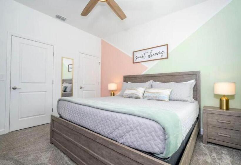 Condominium Villas Near Disney Orlando Florida