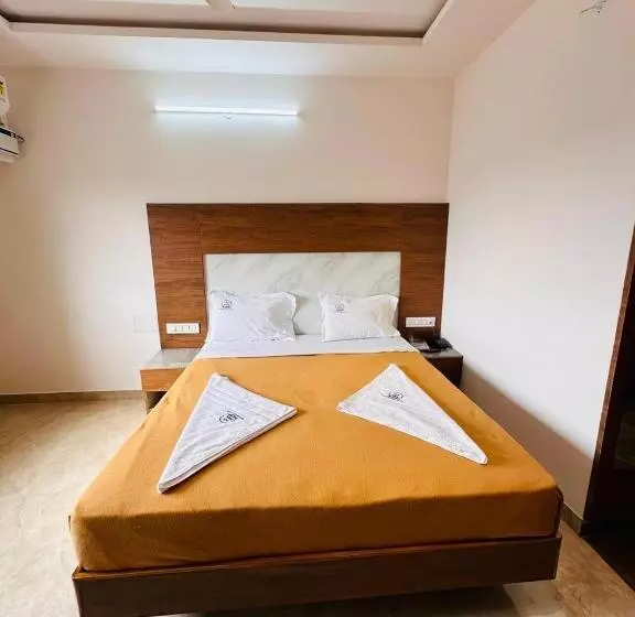 ホテル Sln Pride Boarding And Lodging