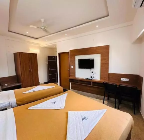 ホテル Sln Pride Boarding And Lodging