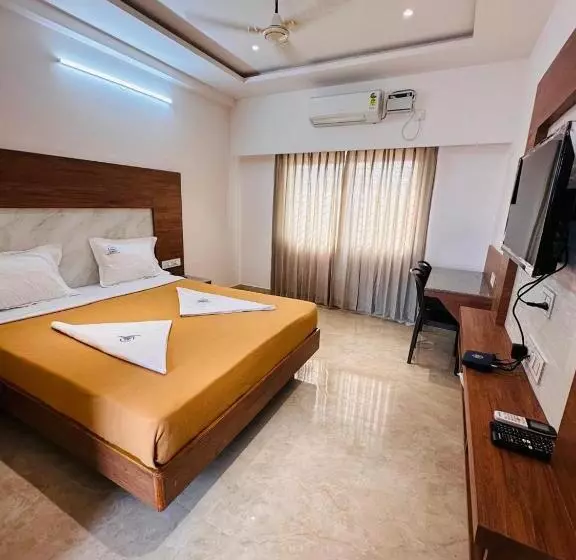 ホテル Sln Pride Boarding And Lodging