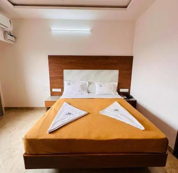 ホテル Sln Pride Boarding And Lodging