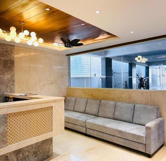 호텔 Sln Pride Boarding And Lodging