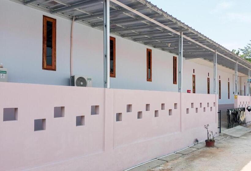 酒店 Wisma Radya Syariah Redpartner