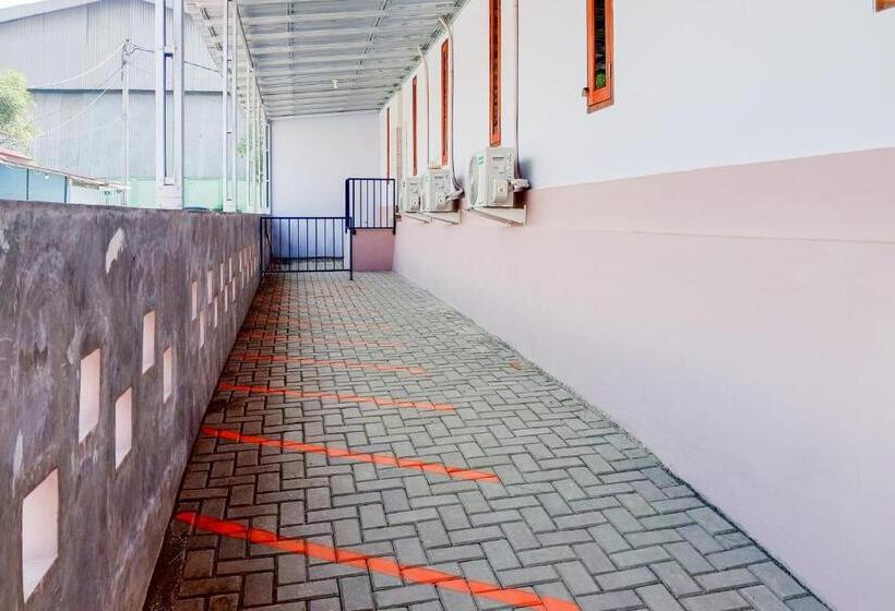 酒店 Wisma Radya Syariah Redpartner