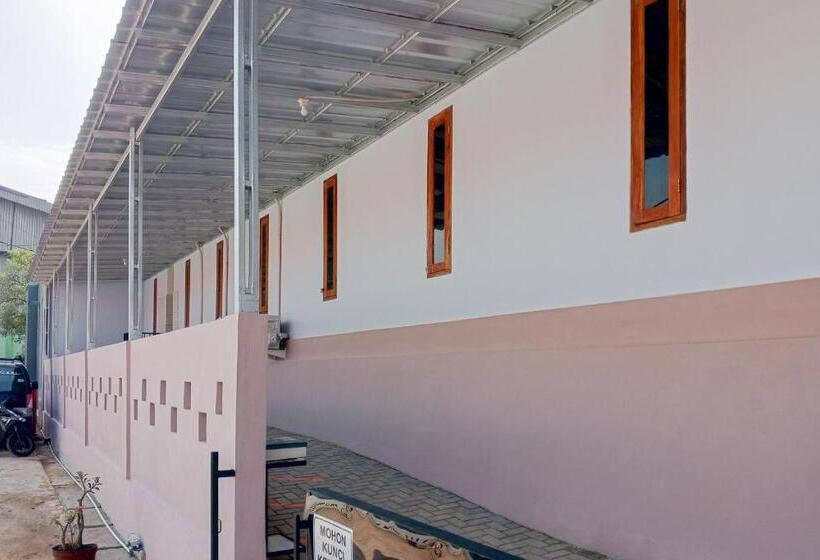 酒店 Wisma Radya Syariah Redpartner