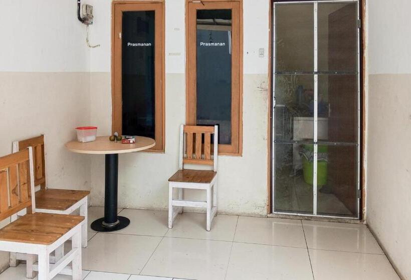 酒店 Wisma Radya Syariah Redpartner