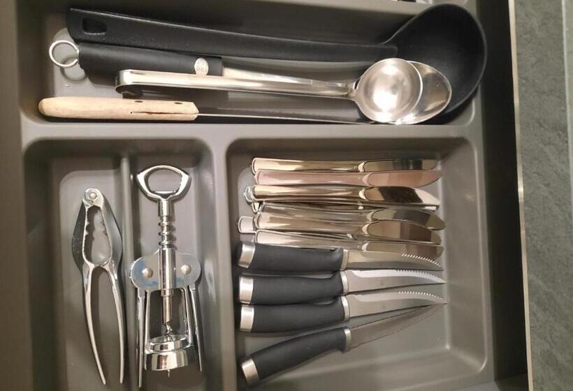 膳宿费 Elegante Suite Smeraldo