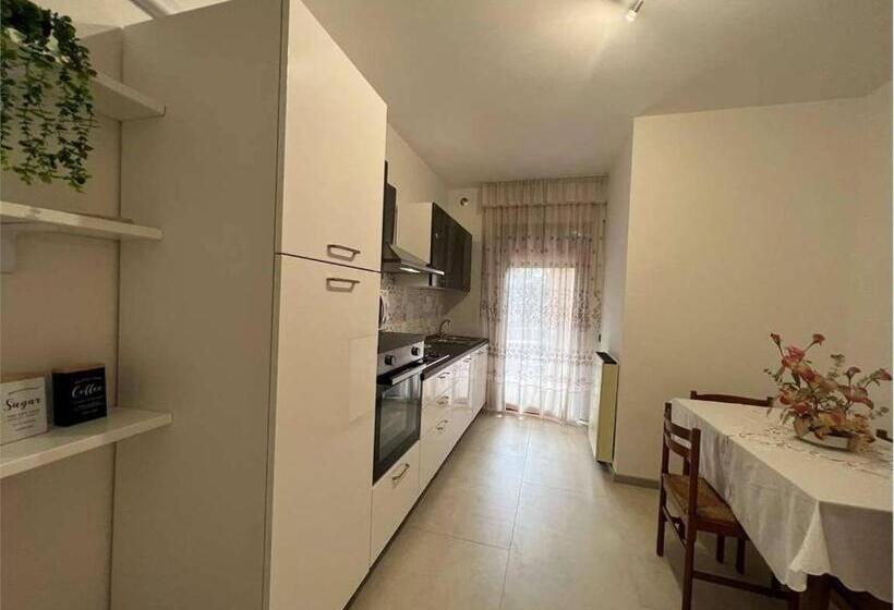 膳宿费 Elegante Suite Smeraldo