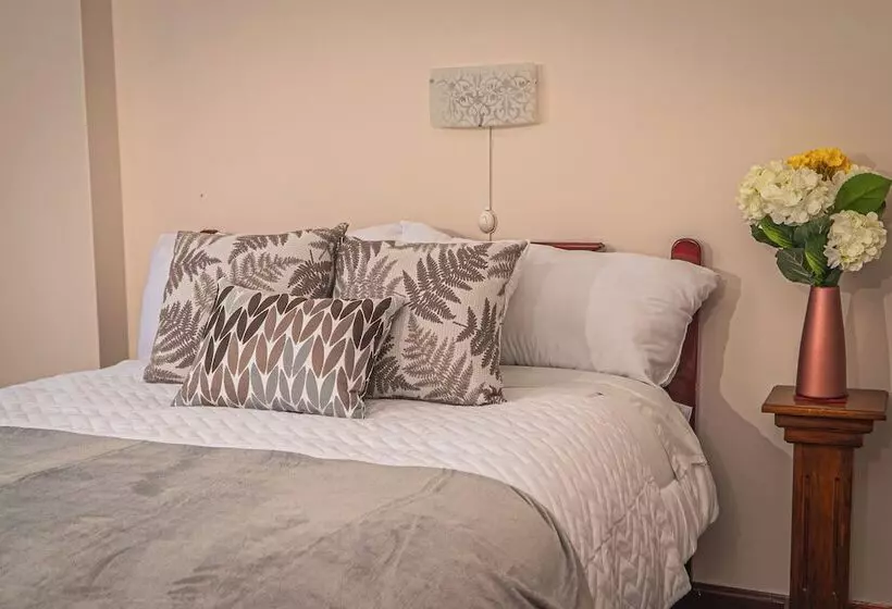 Majatalo Ukuku Hostel
