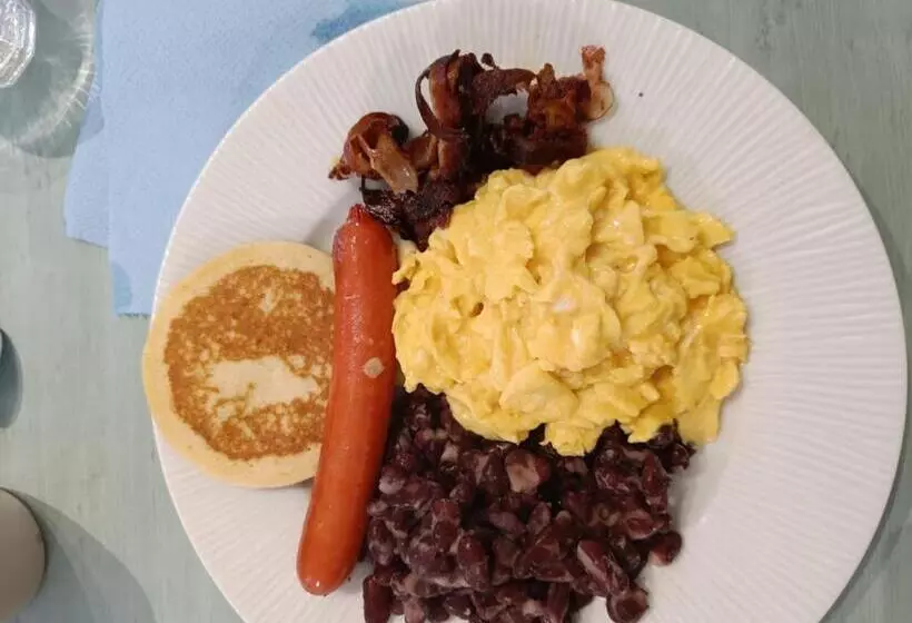 Aamiaismajoitus (B&B) La Roulotte Du Clos De L Isop