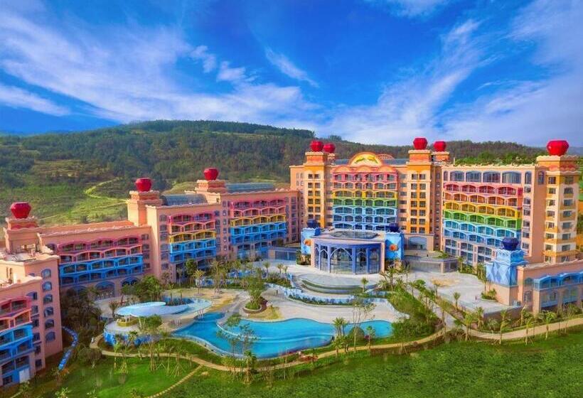 Отель Dolphin Bay