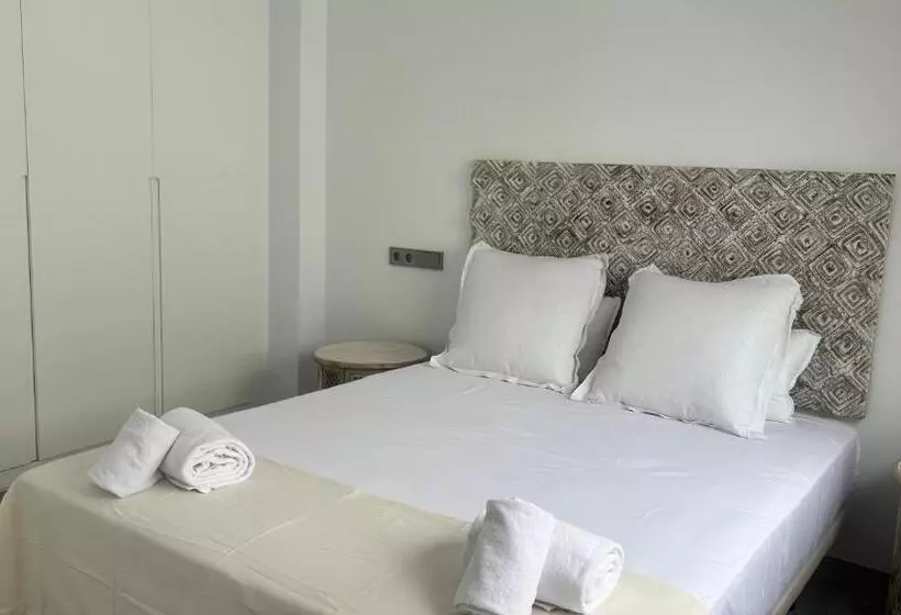 ホテル Sentire Marbella   Selecta Apartments By Ixte