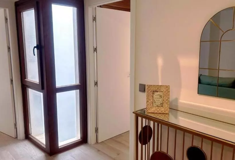 ホテル Sentire Marbella   Selecta Apartments By Ixte