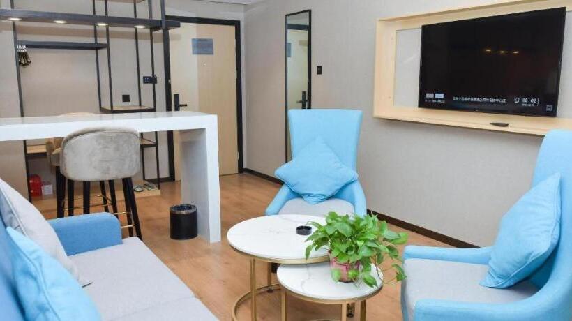 בית מלון כפרי Xana Lite· Zhengzhou Provincial Center Store