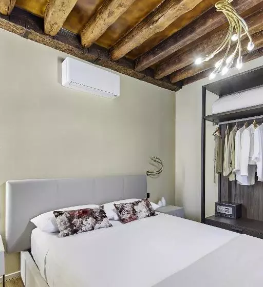 پانسیون Sarpi Apartment & Suite