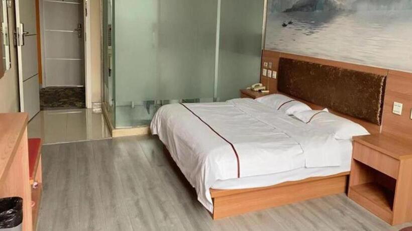 Thank Inn Plus Hotel Jiangyin University