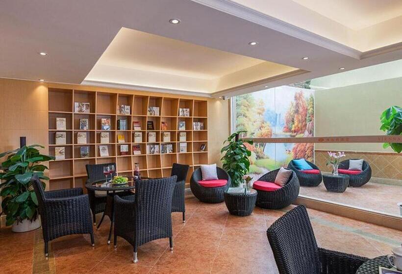 Vienna Classic Hotel Guangdong Yangxi Moon Bay