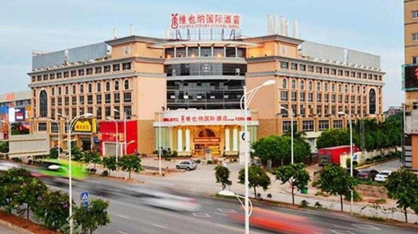 Vienna International Hotel Nanning East Station