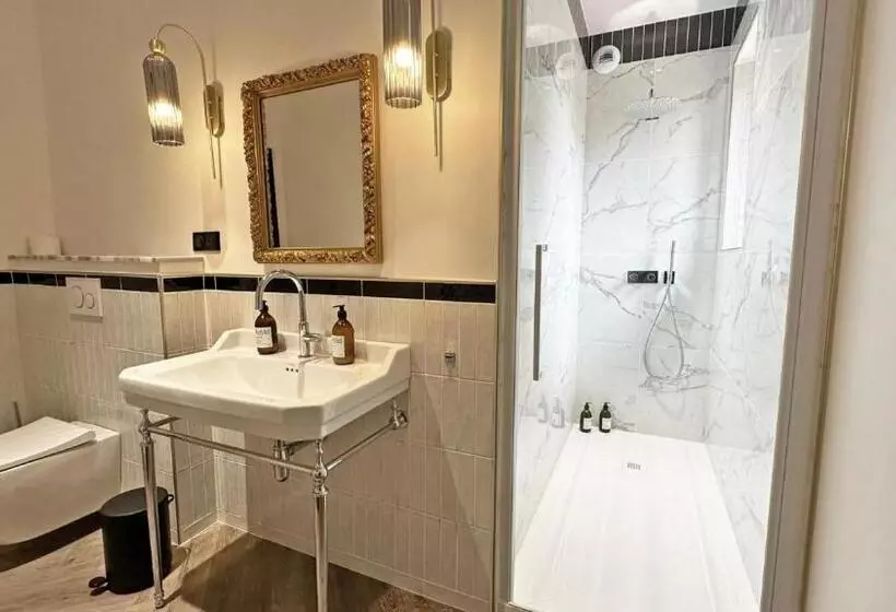 Aamiaismajoitus (B&B) Le Manoir Des Perrieres