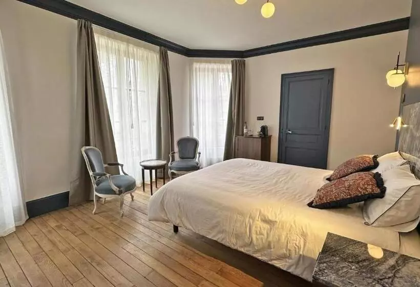 Aamiaismajoitus (B&B) Le Manoir Des Perrieres