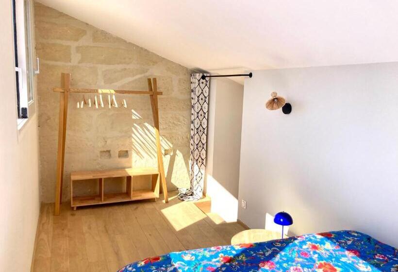 Bed and Breakfast Le Petit Avignon   Chambres & Appartement à Deux Pas Du Pont D Avignon Et Du Palais Des Papes