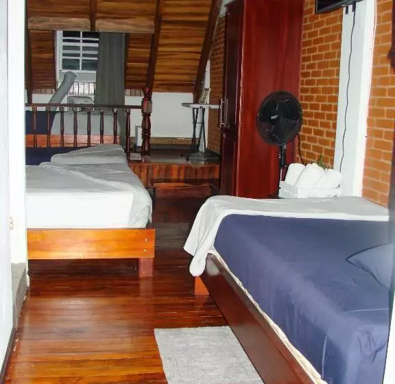 تختخواب و صبحانه Private Rooms, 10 Min From Sjo Airport