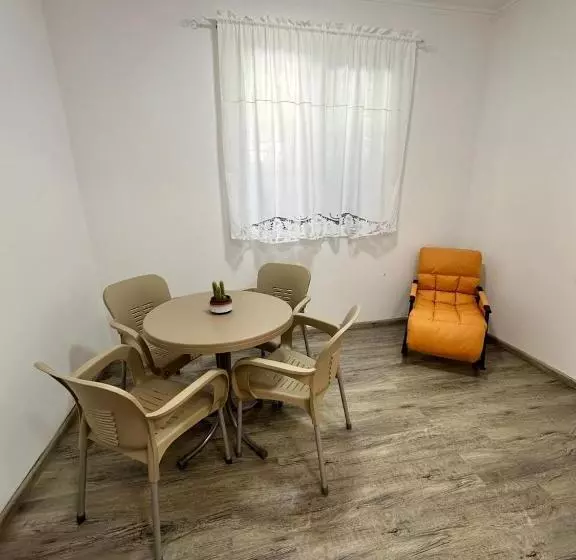 Hostel Leon