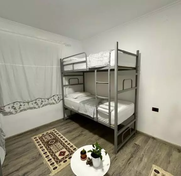 Hostel Leon