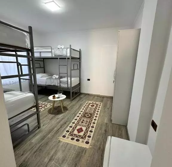 Hostel Leon