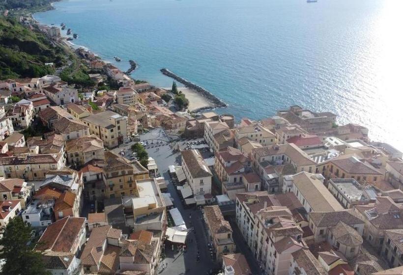 فندق Della Piazza