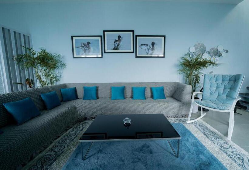 هتل Gurjehome Serenity