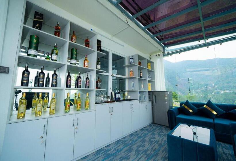 هتل Gurjehome Serenity