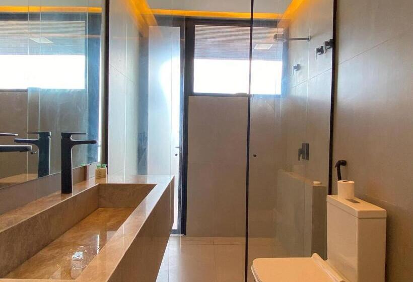 בית מלון כפרי Koloa Concept