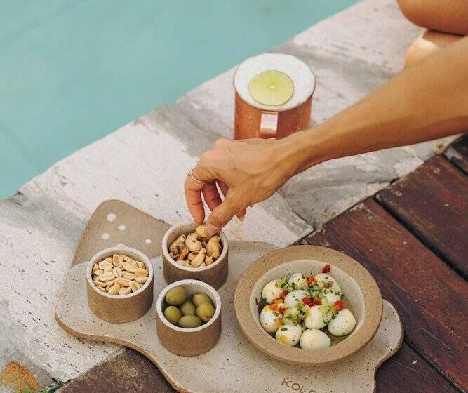 בית מלון כפרי Koloa Concept