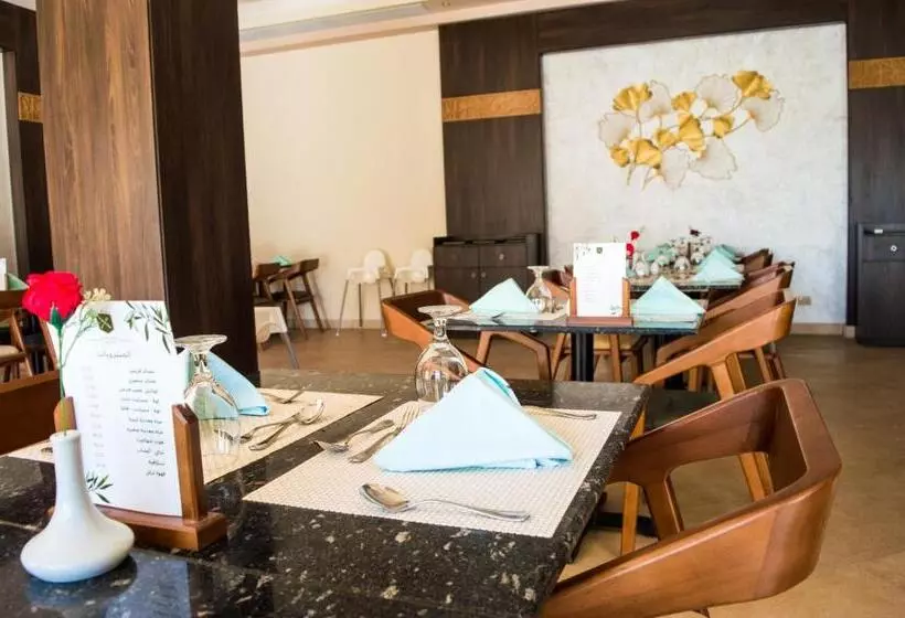 Oyster Bay Hotel Suite