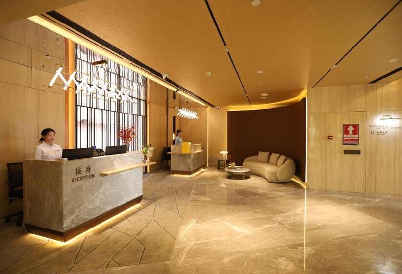 Hotel Shenzhen Luohu Railway Station